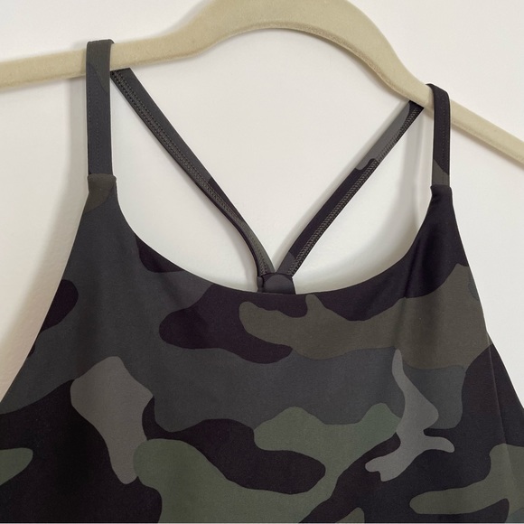 Old Navy Active Powersoft Cropped Longline Sports Bra Top Light Support Camo L - Picture 3 of 10